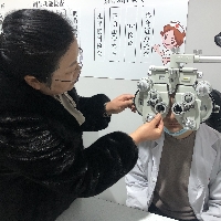 山东临沂验光师培训学校来告诉您飞蚊症的症状
